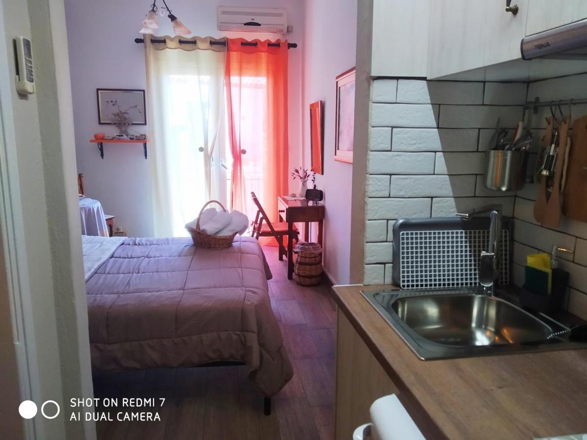 Violetta Rooms Корони Экстерьер фото