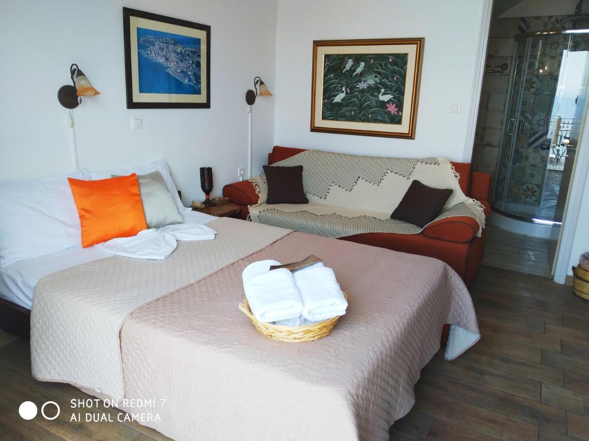 Violetta Rooms Корони Экстерьер фото