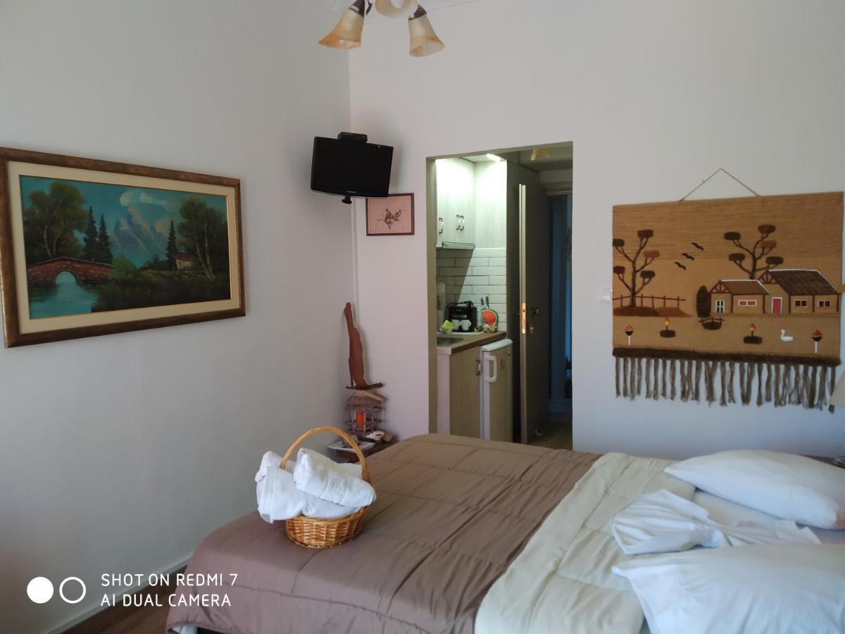 Violetta Rooms Корони Экстерьер фото